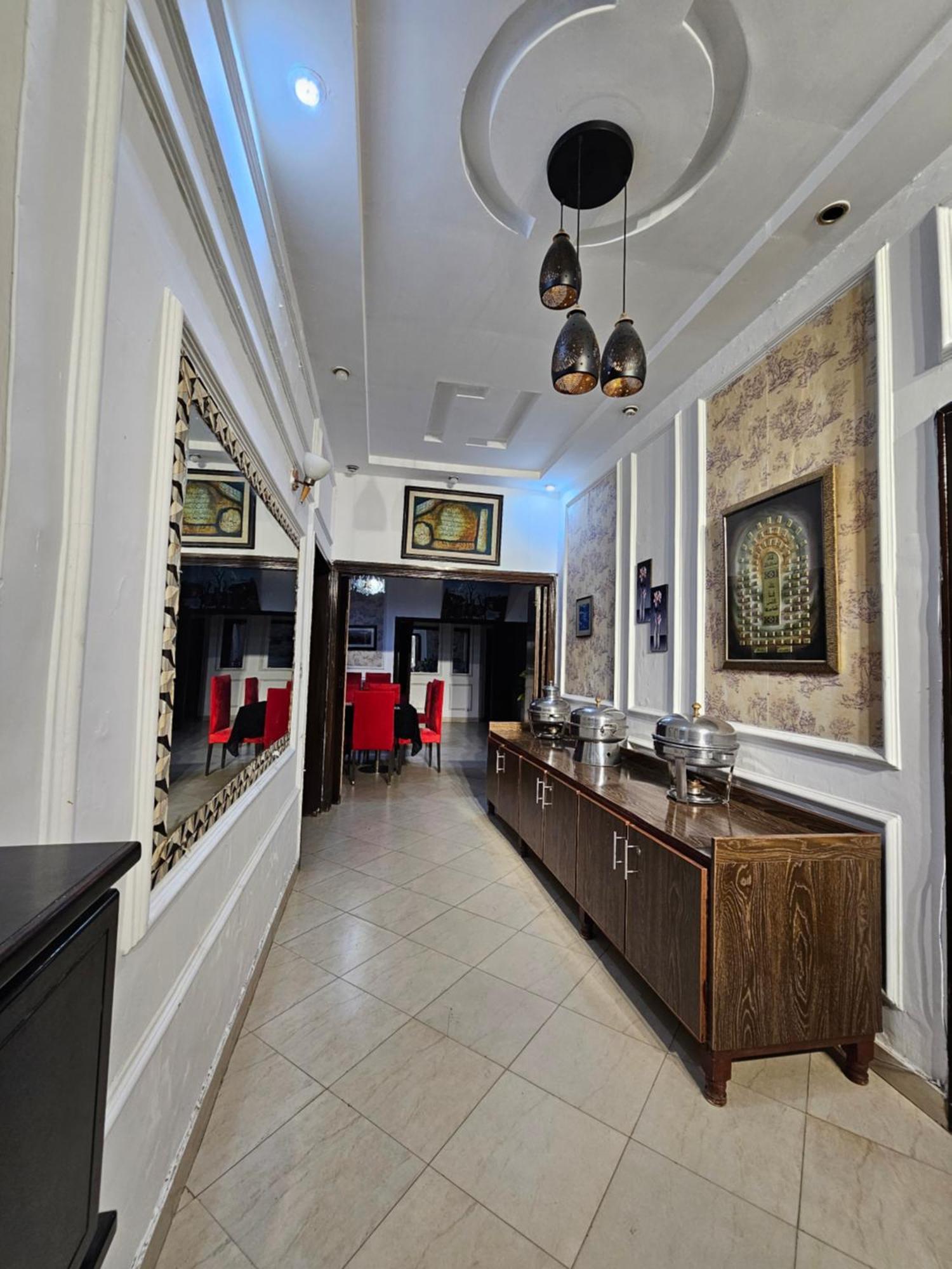 Hotel Tulip Inn, Gulberg Lahore Exterior photo