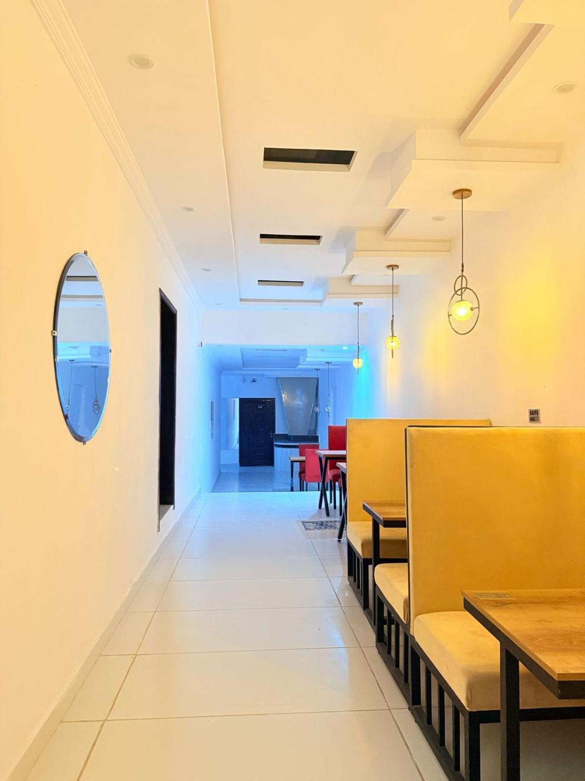 Hotel Tulip Inn, Gulberg Lahore Exterior photo